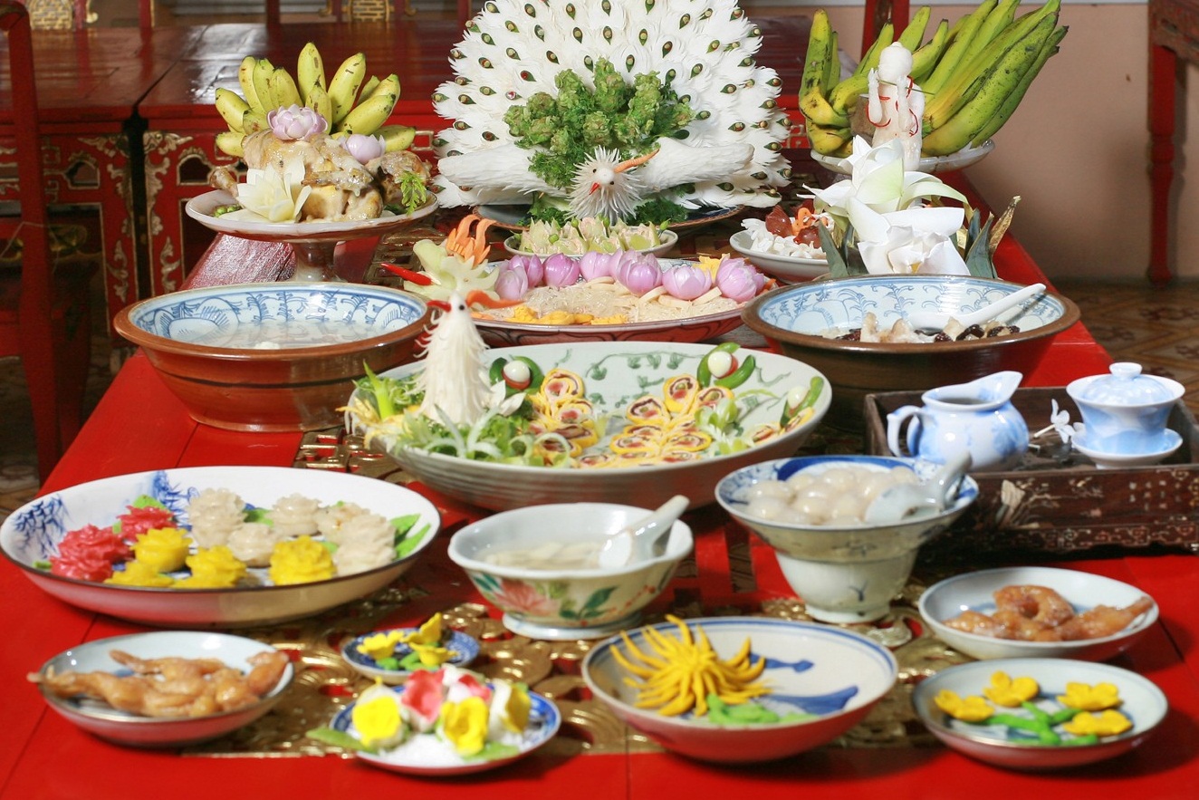 VNO Hue Royal Gastronomy In Royal Night  